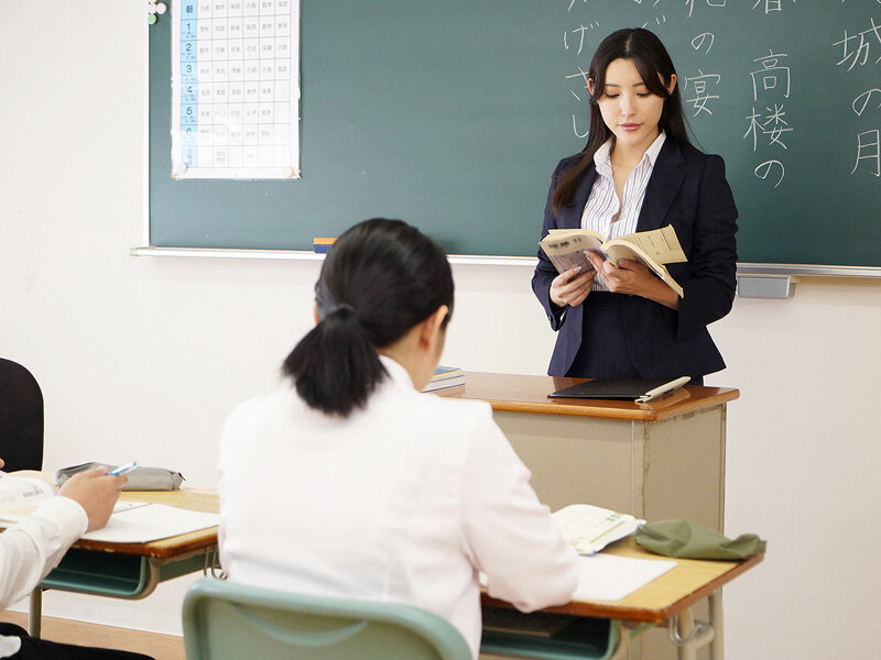 3連休の無人の学校で緊縛調教されマゾ堕ちしていく美人女教師 森沢かな 画像6