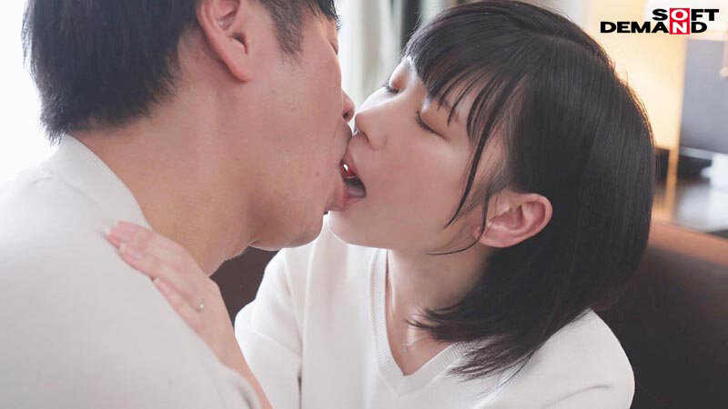 いつでもにこやかに話を聞いてくれる慈愛ママ、満ち溢れた性欲と向き合うことを決意した。相良明里 32歳 AV DEBUT 画像7