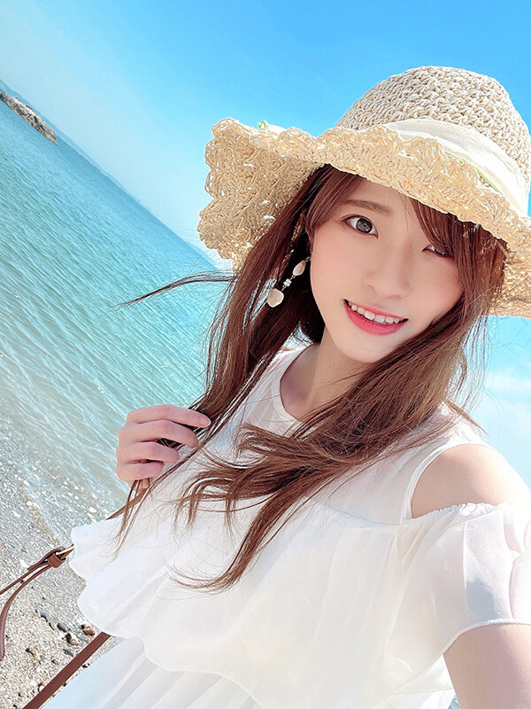 【夏休みセックス】大人のSEX旅行 リアル流出 大学事務員のお姉さんと大学教授のお盆旅行セックス 特別な空間に昂ぶり生ハメ中出しをしてしまう女性 何度も中出しアクメ 画像1