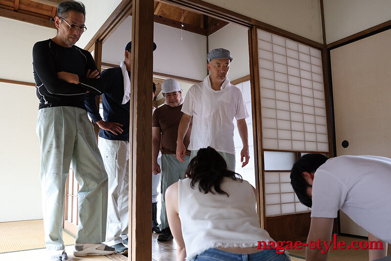 投稿実話 妻がまわされた25 ～村人を激怒させた夫婦の悲劇～ 香椎佳穂 画像16